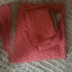 Coral Quilted Bedding Set